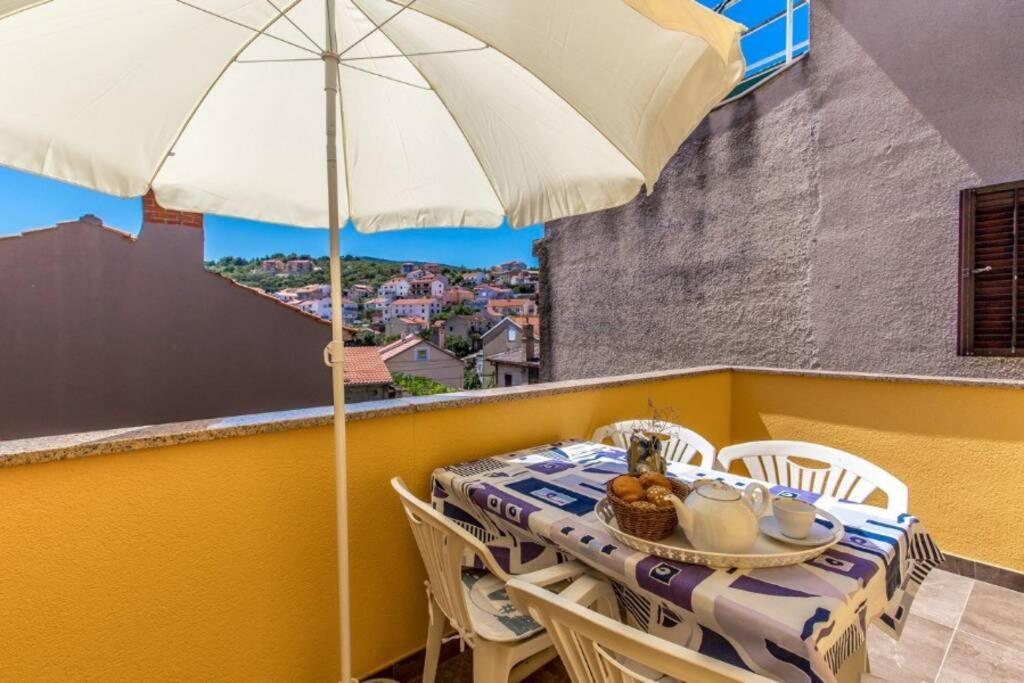 Tin 2 Daire Vrbnik Dış mekan fotoğraf